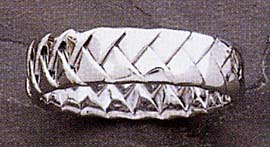 316310
